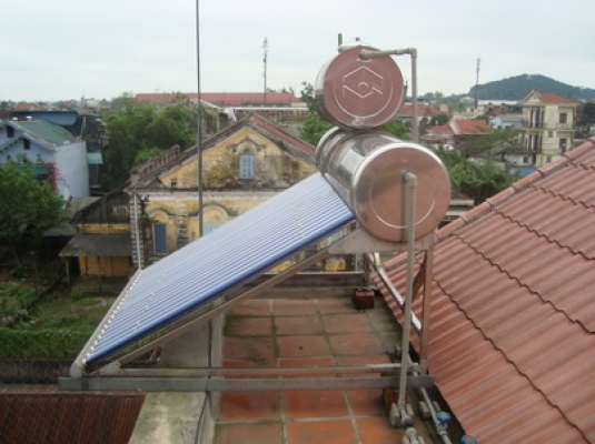 Kinh nghiệm chọn lựa và lắp đặt máy nước nóng năng lượng mặt trời